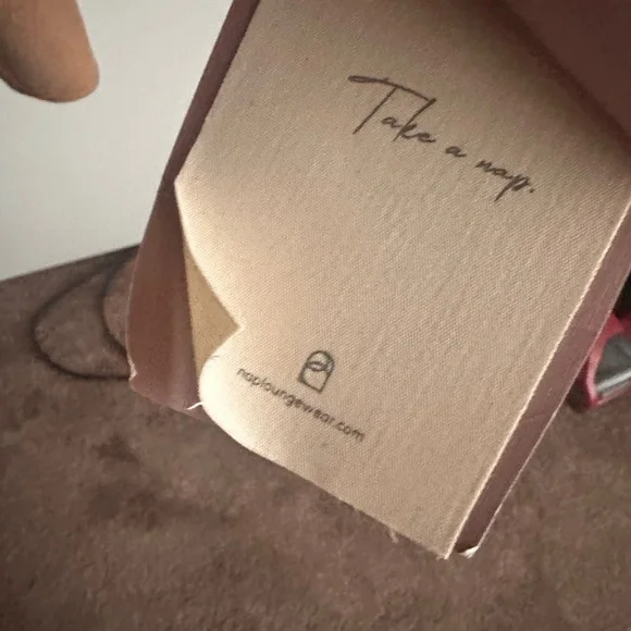 Elegant Tan Women's Overcoat - Picture 5 of 7